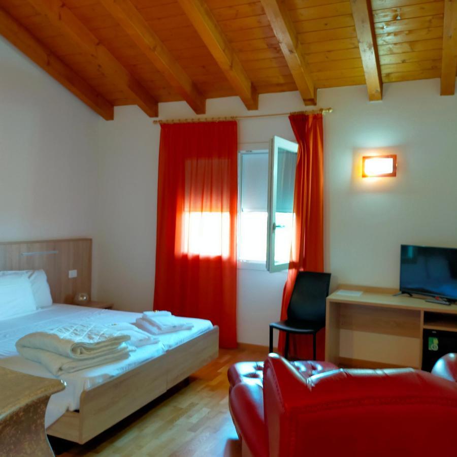 Al Cavaliere Villa Pordenone Kültér fotó